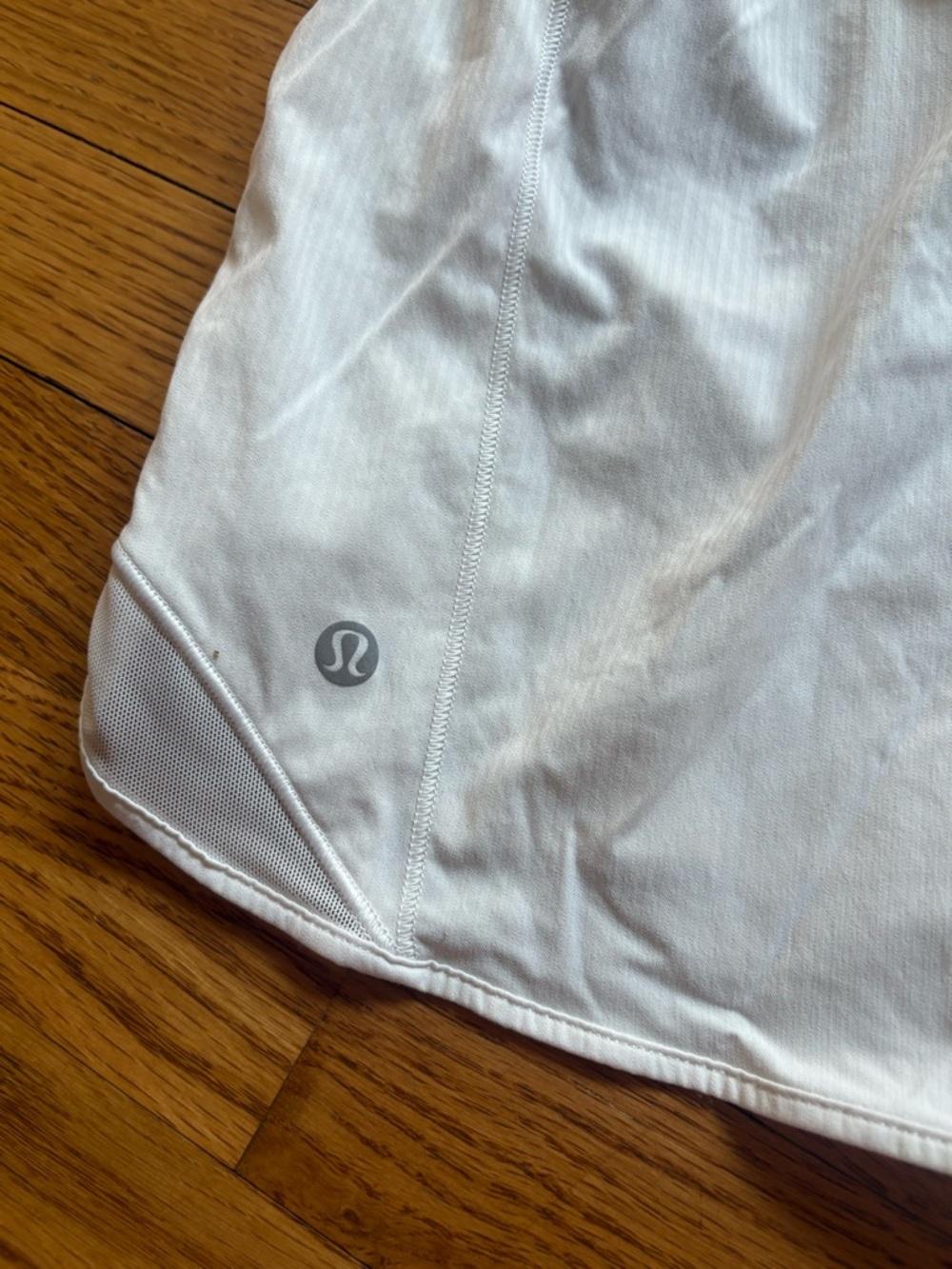 lululemon athletica White Women's Athletic Running Shorts - Picture 3 of 4